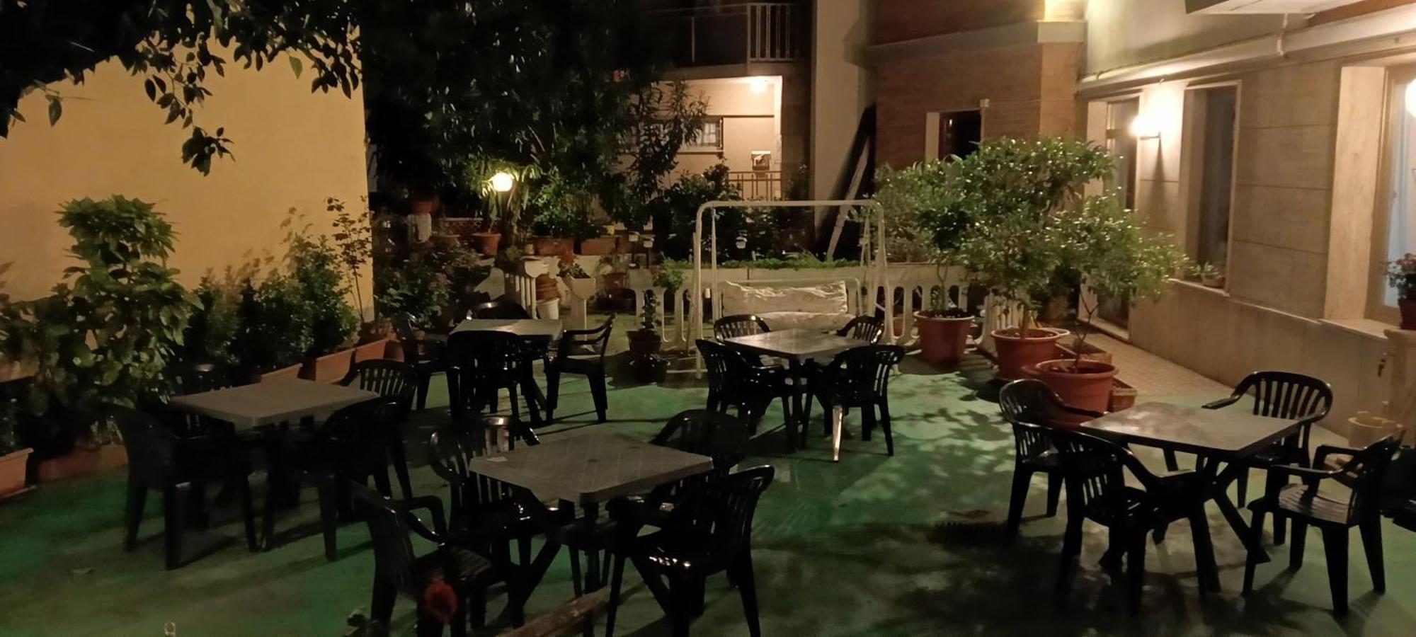 Piccolo Hotel Holiday Center 菲纳莱利古雷 外观 照片